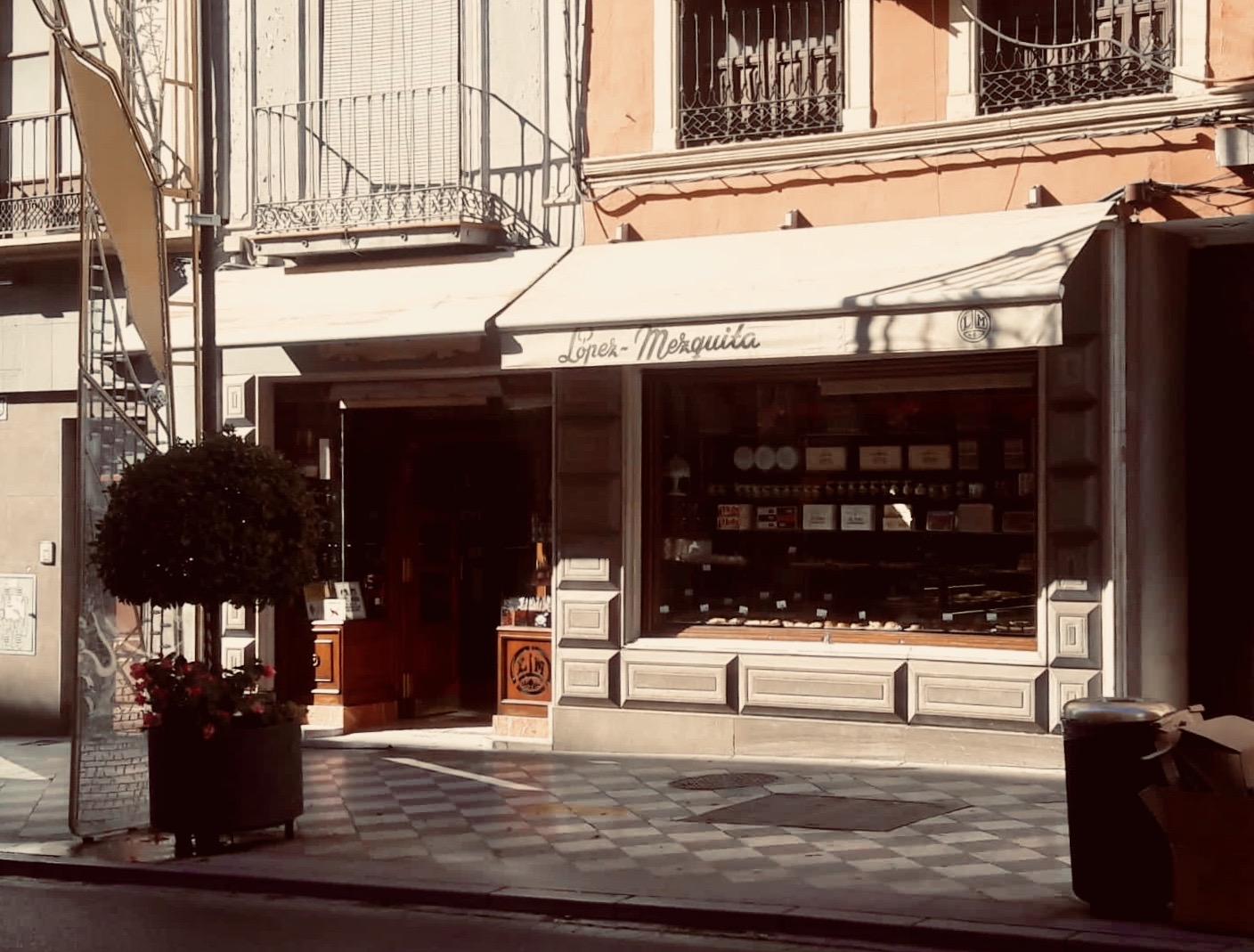 Café Pastelería López-Mezquita · Fotos 9